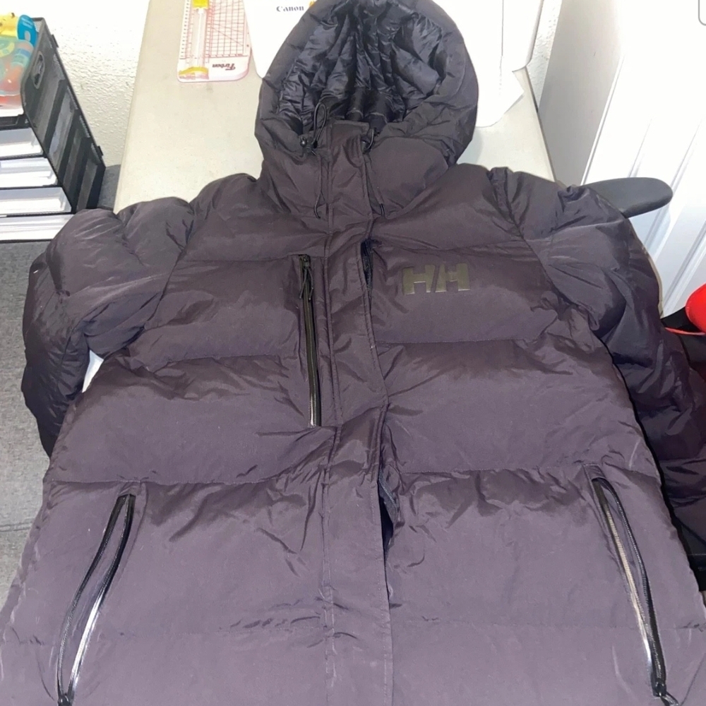 Helly Hansen Men's Black Puffer Jacket